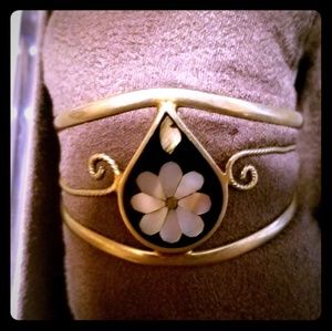 Vintage silver & abalone inlay womens bracelet